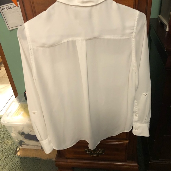 EUC Investments Petites White Button Down 2 Pocket Roll Up Sleeves Collared - Picture 5 of 8